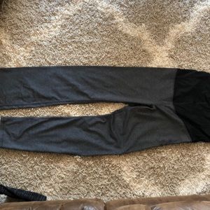 Maternity athletic pants